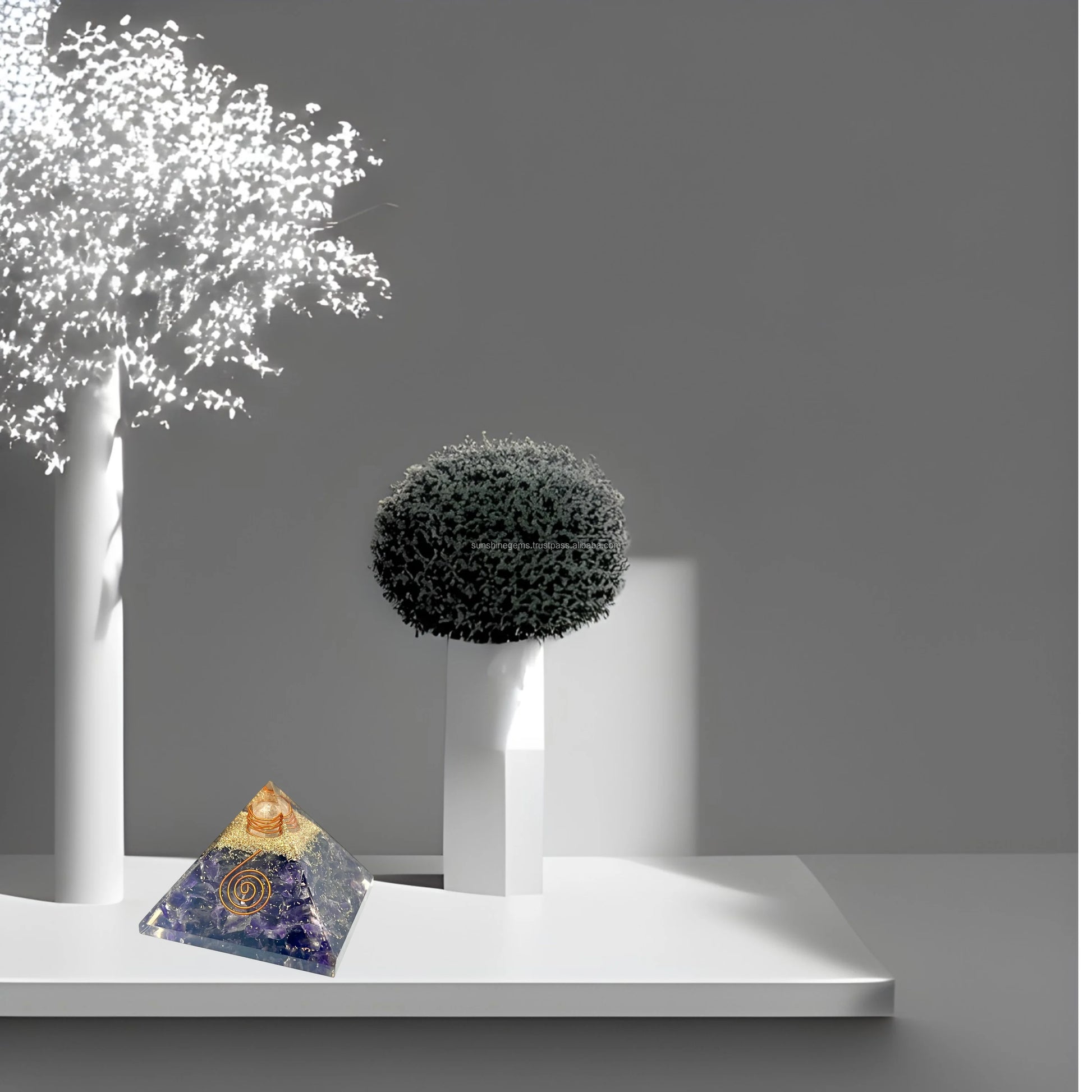 Pyramide d'Orgonite Améthyste